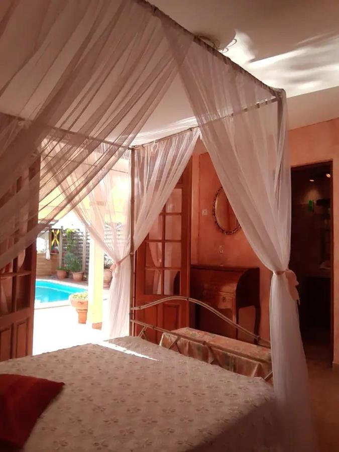 Agreable Chambre D'Hotes, Sdb, Piscine, Carbet Cuisine. Saint-Claude Exteriör bild