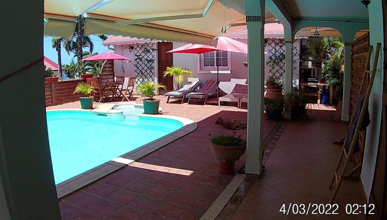 Agreable Chambre D'Hotes, Sdb, Piscine, Carbet Cuisine. Saint-Claude Exteriör bild